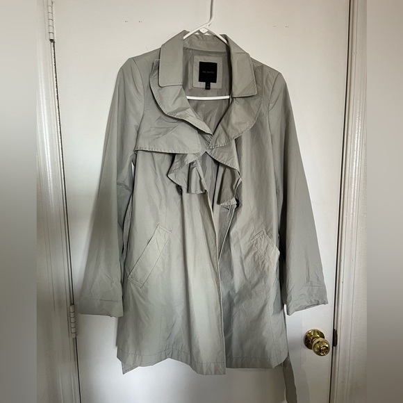 Women's Gray Ruffle midi trench Coat - Picture 2 of 5